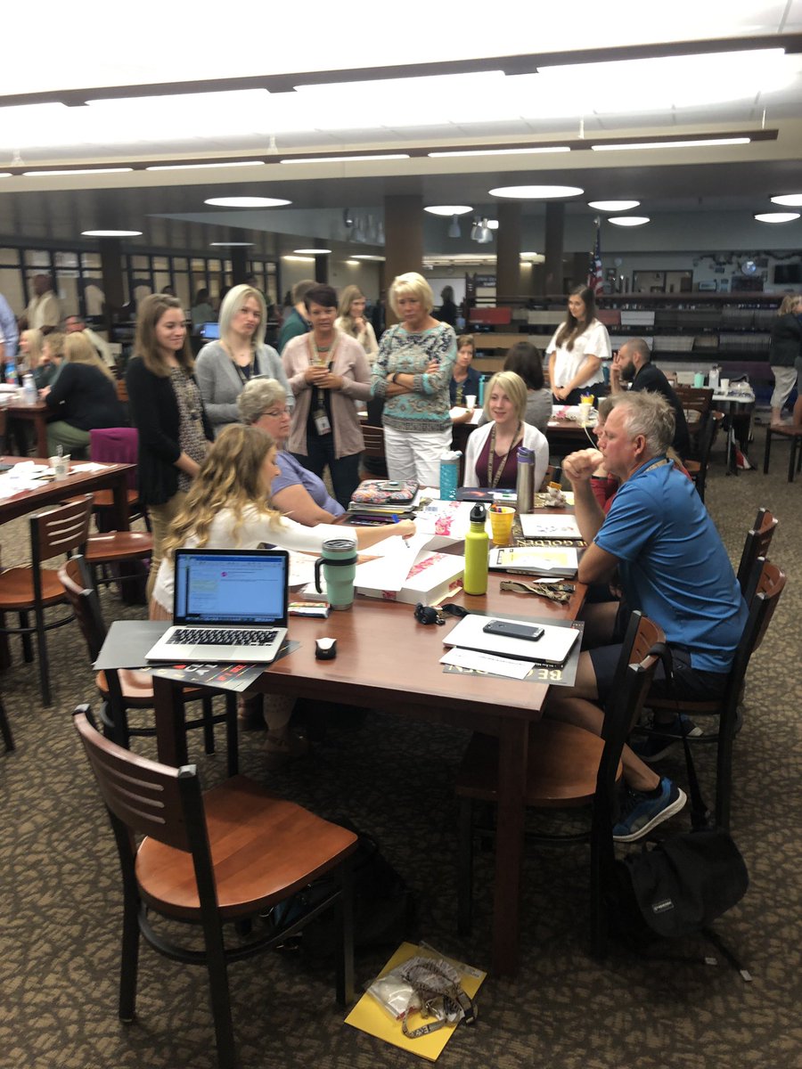 AJ_principal's tweet photo. Welcome back @ERHSWoodbury teachers and staff! https://t.co/sBugTT2KgF