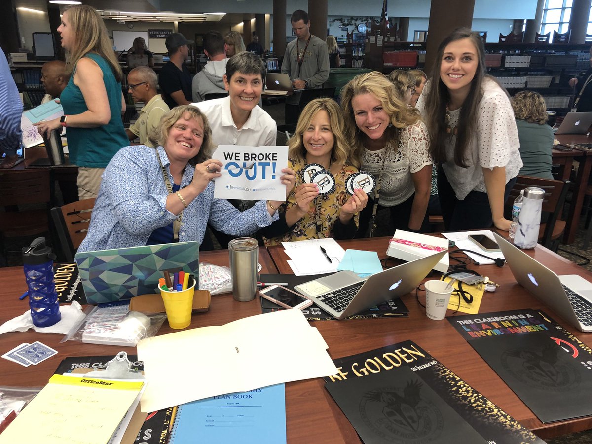 AJ_principal's tweet photo. @ERHSWoodbury engaged in a #breakoutedu activity! https://t.co/p5igtmL6DF