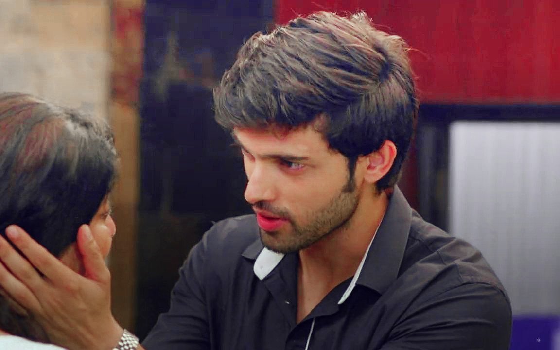 bestofparth's tweet photo. ❝Woh ladki tumhare layak kabhi thi hi nahi❞ || Episode-242 
#ParthSamthaan | #AnuragBasu https://t.co/e24M32idf8