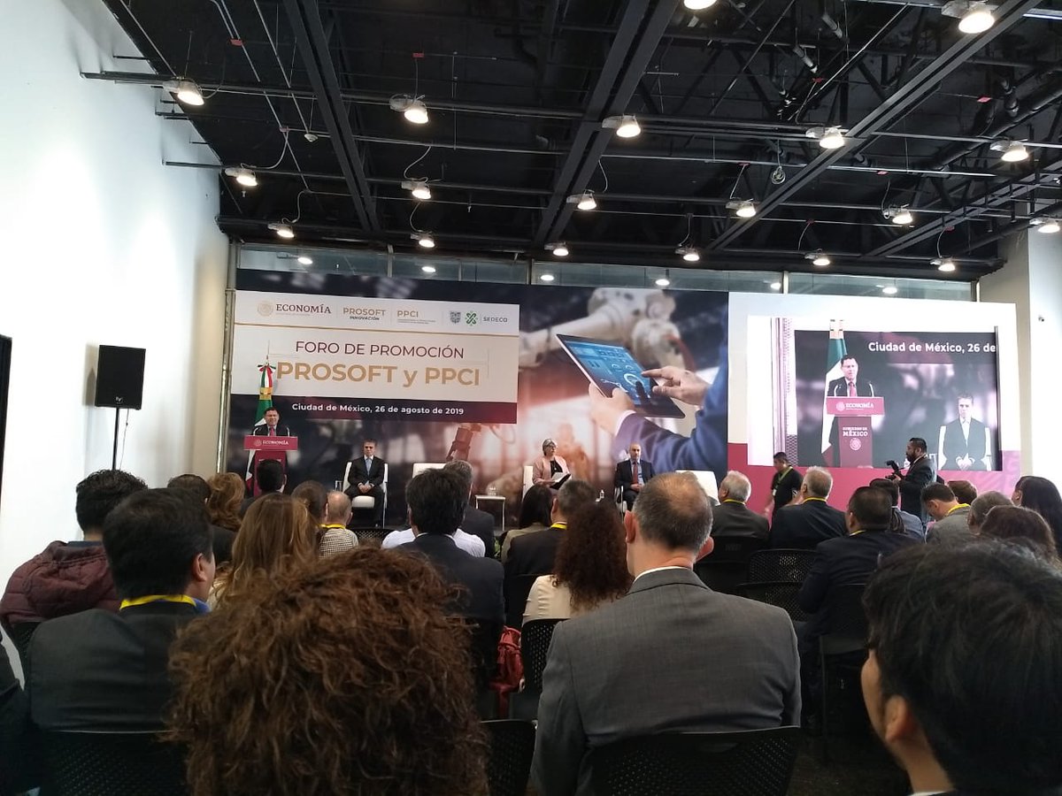 CANAFEM's tweet image. Estamos en la @SE_mx en el Foro de Promoción #Prosoft y #PPCI. Con la presencia de la Secretaria @GMarquezColin , el Subsecretario de Industria y Comercio, Ernesto Acevedo y del Secretario de @SedecoCDMX @JoseLuisBeato. #Inclusión #Diversificación #Innovación #PolíticaIndustrial