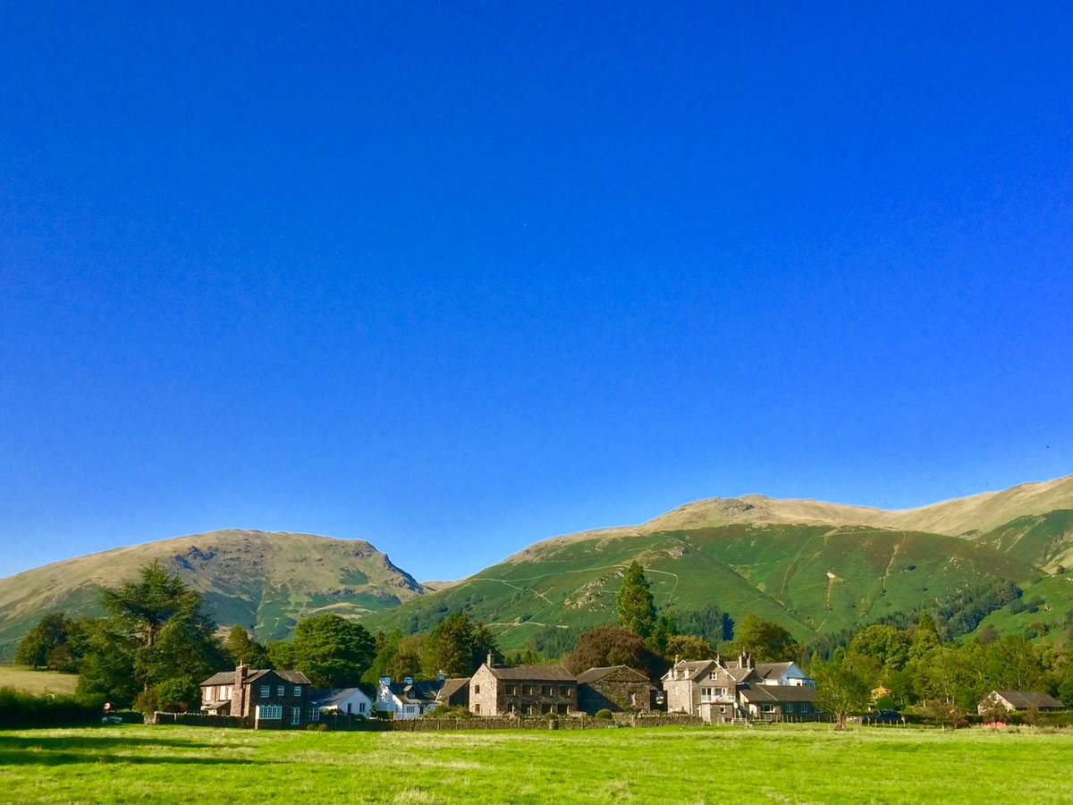 faerymere's tweet photo. Bank Holiday Monday Blues... #CloseOfPlay #Grasmere #BankHolidayMonday #Blues @StormHour @ThePhotoHour https://t.co/wJgjIdg0v1