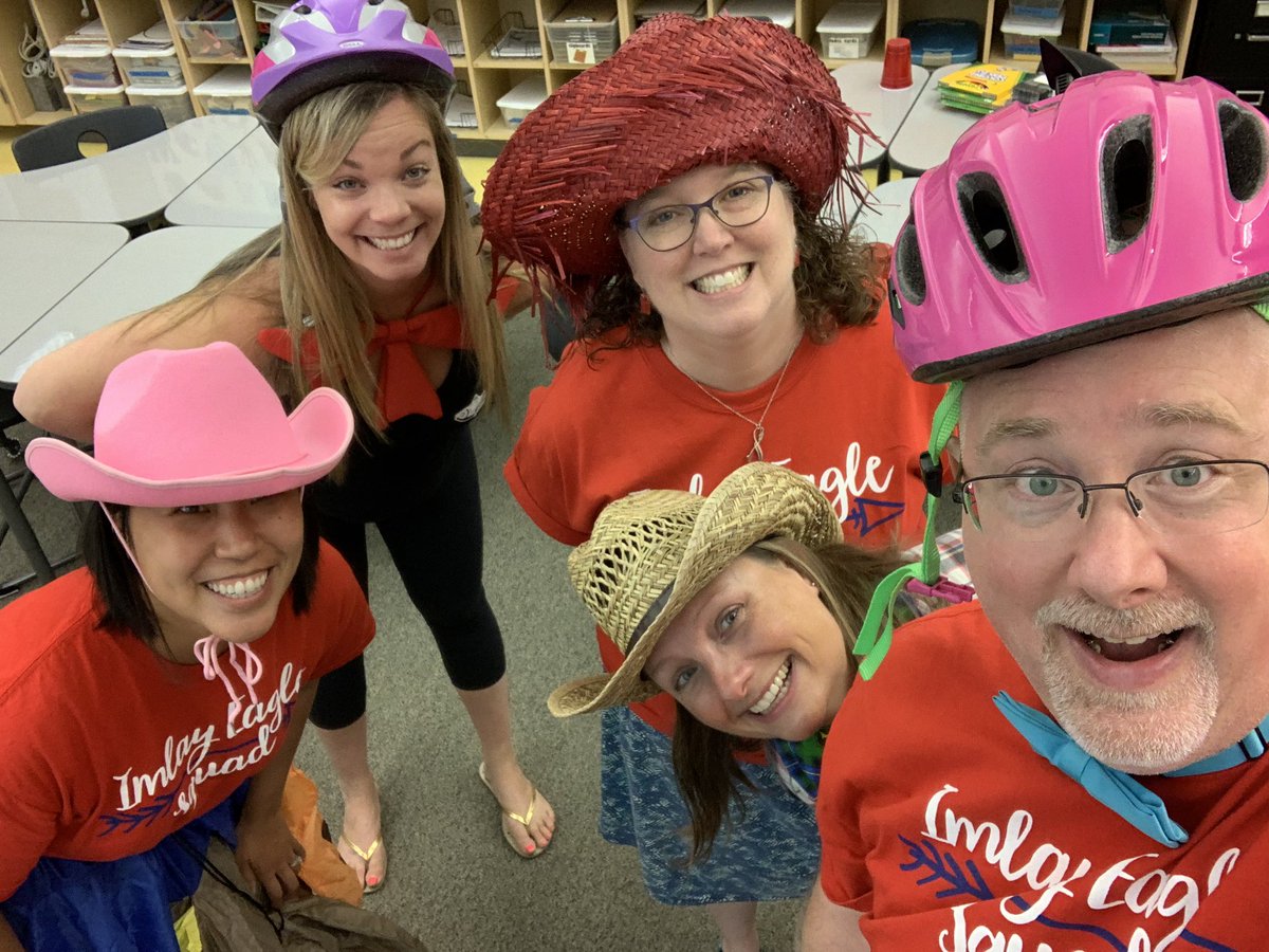 BigDogTeacher's tweet photo. Ever the Professionals... @CougTeacher @BayerImlay @teegarde_eld and Emily Salas #TeachImlay #ImlayPD https://t.co/jBhyY3ycxb