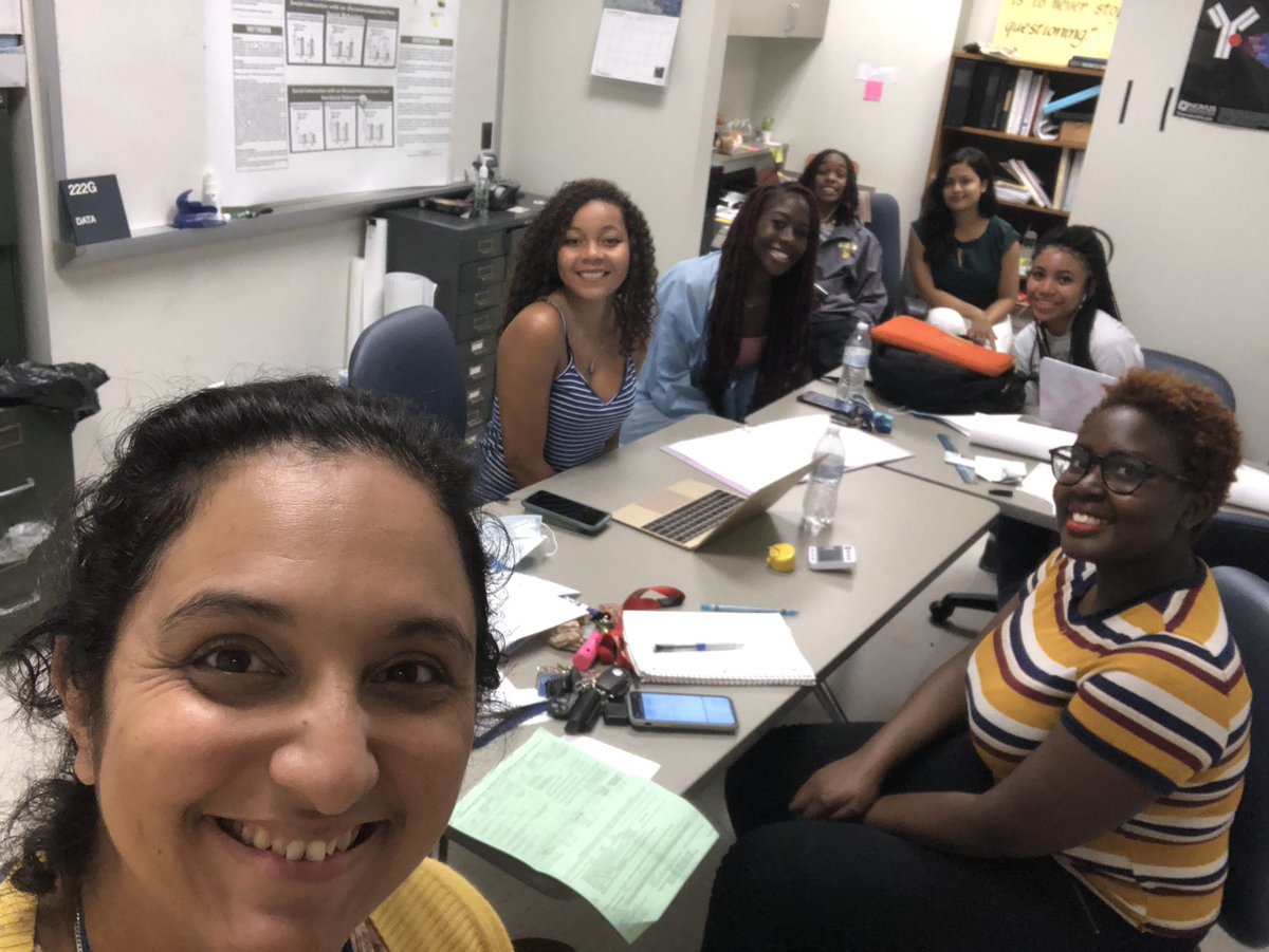 neurotonimd's tweet photo. Welcome to #FallResearch for the @NeuroMDLab1 !
So many new faces and lots of excitement for the new semester!!
#NCAT @aggiehonors @dowdyscholars @ncatCWScholars @NCATCHHS @NCATResearch @ncatlifescience @ncatsuaggies https://t.co/EjtEAV8HRd