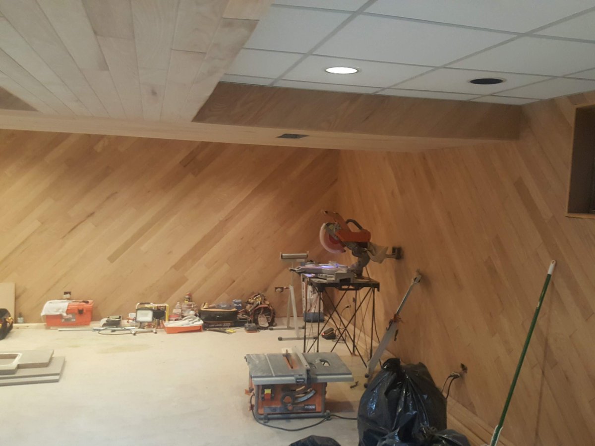 mgbros's tweet photo. Northbrook IL

Custom red oak paneling in the basement 

#mgbros #construction #generalcontractor #builder #homebuilder #housebuilder #basement #custombasement #redoak #oak https://t.co/ObqmqqkOrt