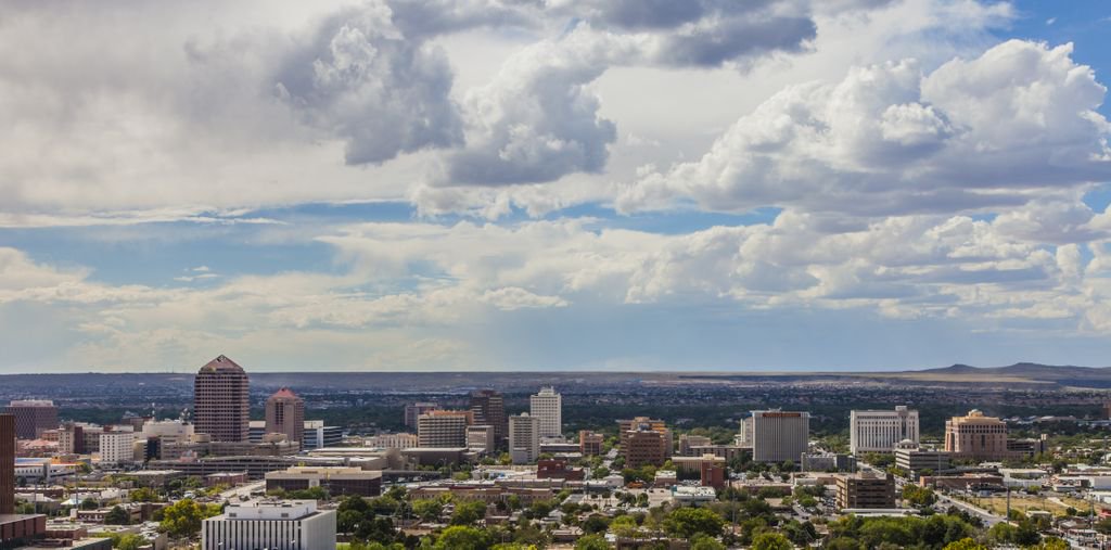 MeetABQ's tweet photo. It's a great day to make new friends! Angela, Misty and Tabitha are in Louisville for #ConnectMP. Looking forward to telling you all about #TrueABQ. #MeetABQ 📷: https://t.co/gkhIcGOKVR https://t.co/jkzPMQJoyb