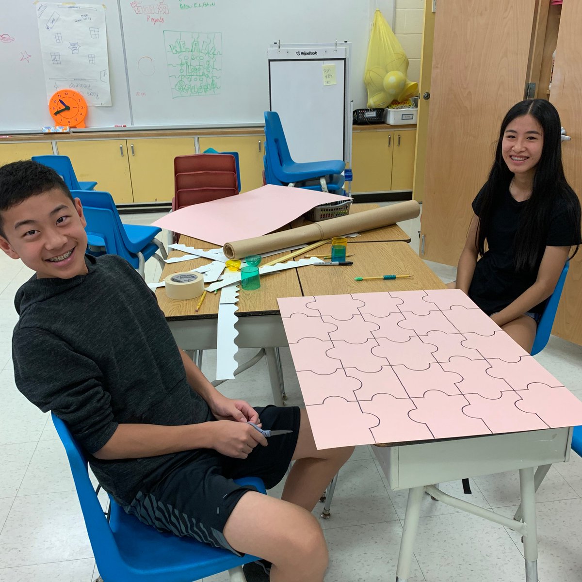 bayviewglenps1's tweet photo. And โฆ theyโre back! Former @bayviewglenps1 students return to help with setting up the school, designing displays and distributing materials. They are beginning to accumulate their community involvement hours for their secondary school requirements. #Community #Volunteering https://t.co/iVejeBPxFV