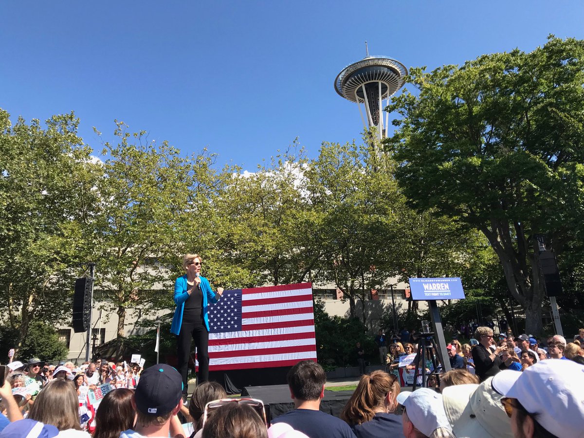 OmarSeattleLaw's tweet photo. Dream Big, Fight Hard! #ElizabethWarren https://t.co/lJbZS5JFoK