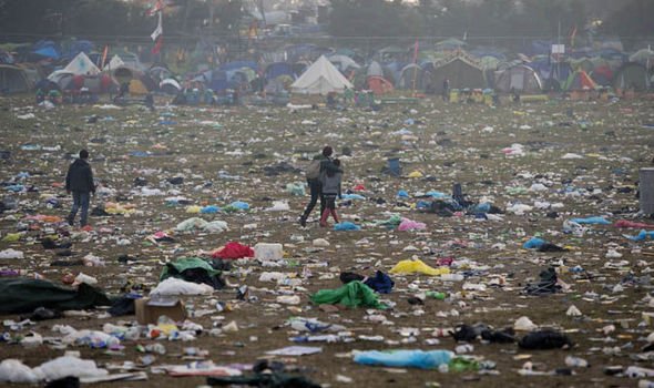 audality_inside's tweet photo. Don't leave the venue as trashed as you were all weekend.  A friendly reminder to keep the music community clean so we can keep on rockin' out. #mindfulmonday #musicfestival #festivalaftermath https://t.co/jDuuqyHo6n