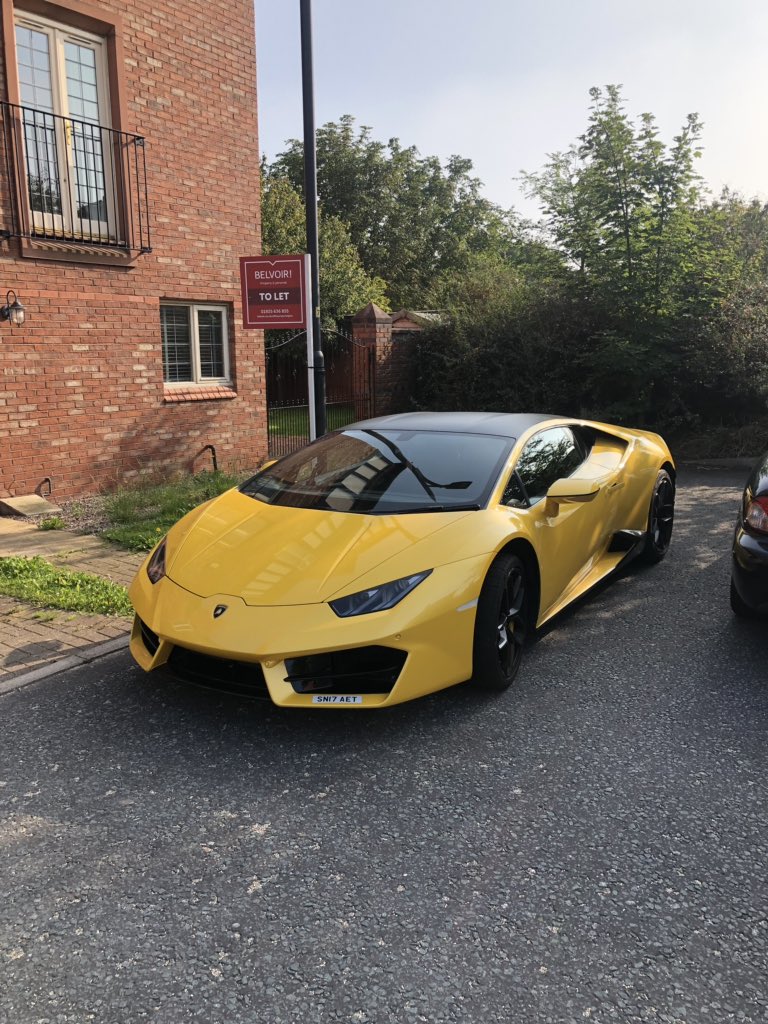 ryanfaz111's tweet image. It’s not what you know it’s who you know #spintime #lambo