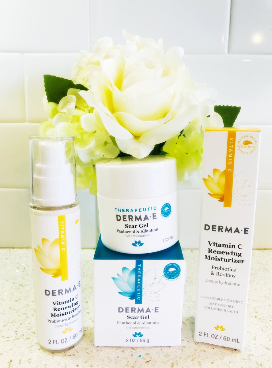 jsismee's tweet photo. Improve Skin's Texture, Color, and Appearance with DERMA E's Scar Gel & Vitamin C Renewing #Moisturizer! #DERMAESOCIAL #DERMAE #BeautyBlogger #BeautyBloggers #GreenBeauty #NaturalBeauty #Skincare #SkincareTips #Scars #Acne #AcneTips
https://t.co/zBr8L42lsM https://t.co/YVsJYud0ER