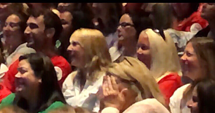 🤗Thank you for laughing &amp; learning with me today on ‘35 Wheelbarrow Lane’ at #easthavenpublicschools 🔥 #DocSpeaks 🎤💫 A #masterclass on “Shining the light on learning.” 💡