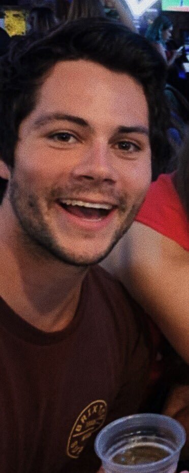 theobrienfiles's tweet photo. #HappyBirthdayDylanOBrien adorable birthday boy https://t.co/nbj2d90SLh