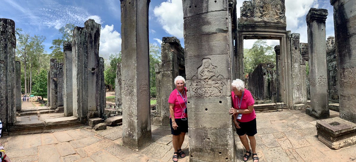 MomTrafalgar's tweet photo. The Bayon temple, Angkor thom city  #Simplytrafalgar https://t.co/qgwhHeU4Wz