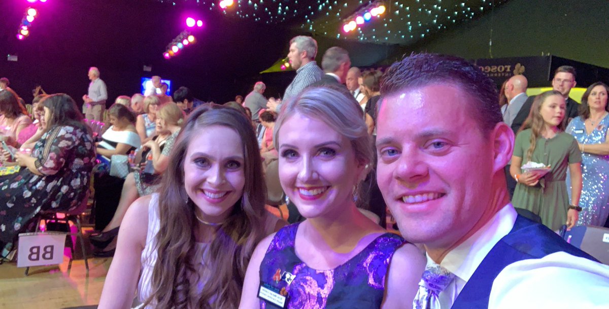 MikeLeslieWFAA's tweet photo. First ever trip to the dome for the @RoseofTralee_ 

And I get to hang out with two wilted roses 🌹

@scroseoftralee @RTEOne @texasrosetralee https://t.co/ZjatokWHqI