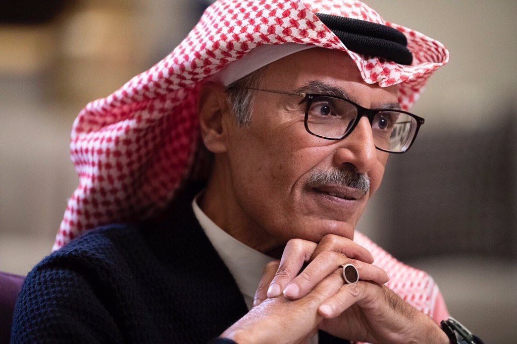 al_bder's tweet photo. إذا التقينا يوم .. ولا عرفتيني 
فلا عليك لوم .. شاب الزمن فيني . https://t.co/3DwW79v5IO