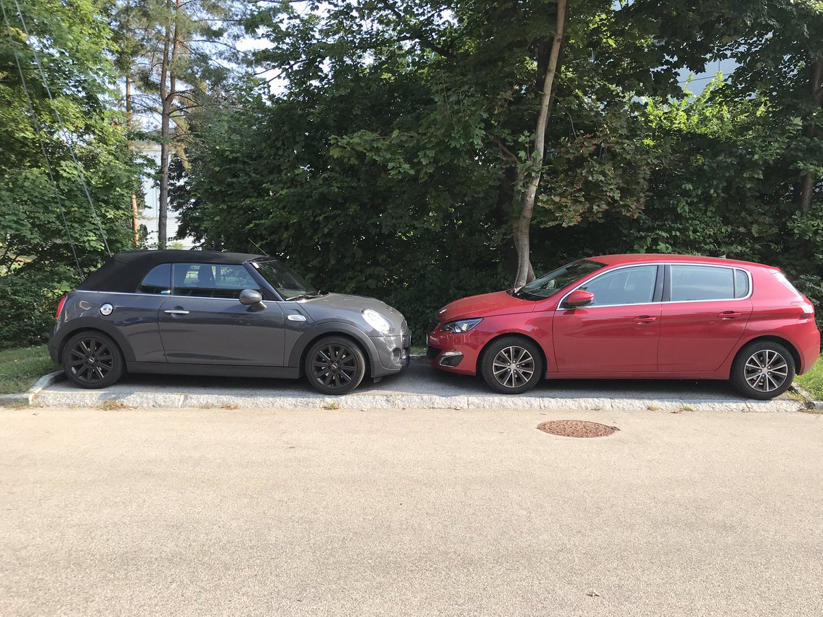 SteTavano's tweet photo. At @ISTAustria we’re romantic even when parking the car #RomanticParkingSolution #lablife #ISTlife https://t.co/EqYVRE3o7x