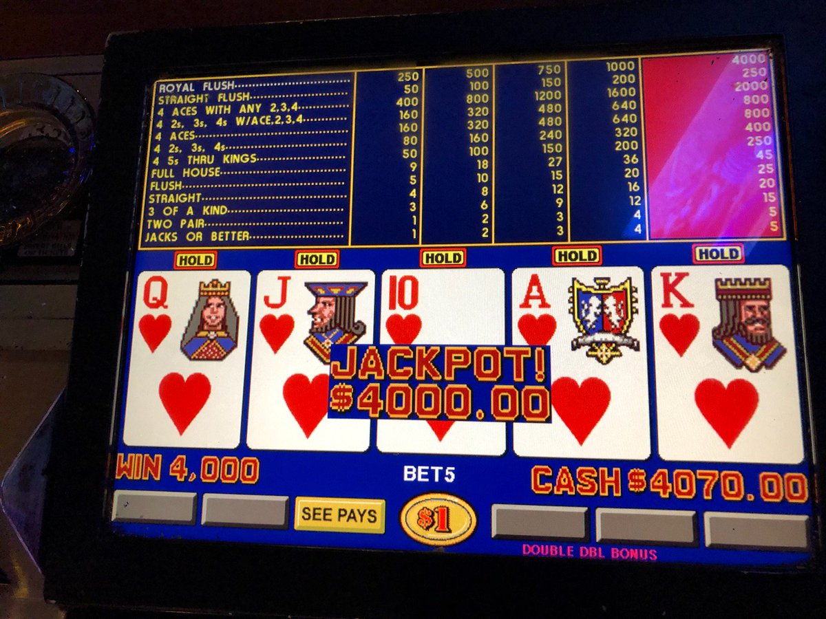 BinionsLV's tweet photo. A #luckylocal was playing a $1 #DoubleDoubleBonus at one of our casino bars. They were dealt ALL five cards needed for an “gimme” yet awesome $4,000 #RoyalFlush!! Lucky local or from out-of-town, the jackpots are always hot at Binion’s so come on in!! https://t.co/wk2nZtUeUB