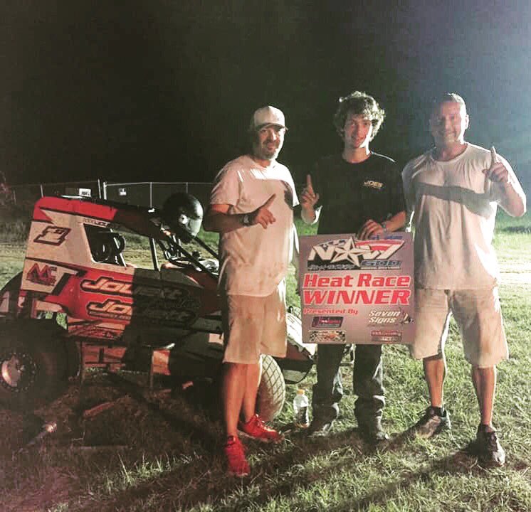 Weldon4B01's tweet photo. Got to run for another team this weekend and she was a rocket🚀. Hoping to make some more laps with this team in the future. #Factor1 #Afrosarethemove https://t.co/RoB8aknpFK