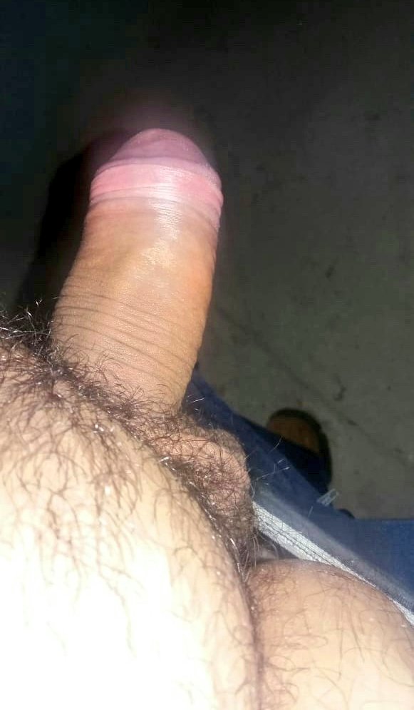kity08710401's tweet photo. Nuestro gordito caliente #2 es este hetero flexible  activo de 39 C-8 seguridad y taxista https://t.co/PtjLcnVKyQ