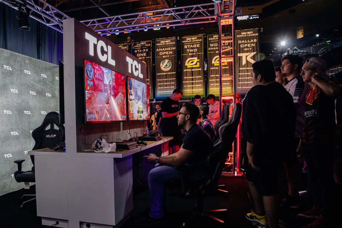 TCL_USA's tweet photo. Wishing we could turn back time to #CWLChamps. Thanks to everyone who came out and made it a weekend to remember! ๐ฎ #TCLGameTime https://t.co/ycWlDhL4wJ