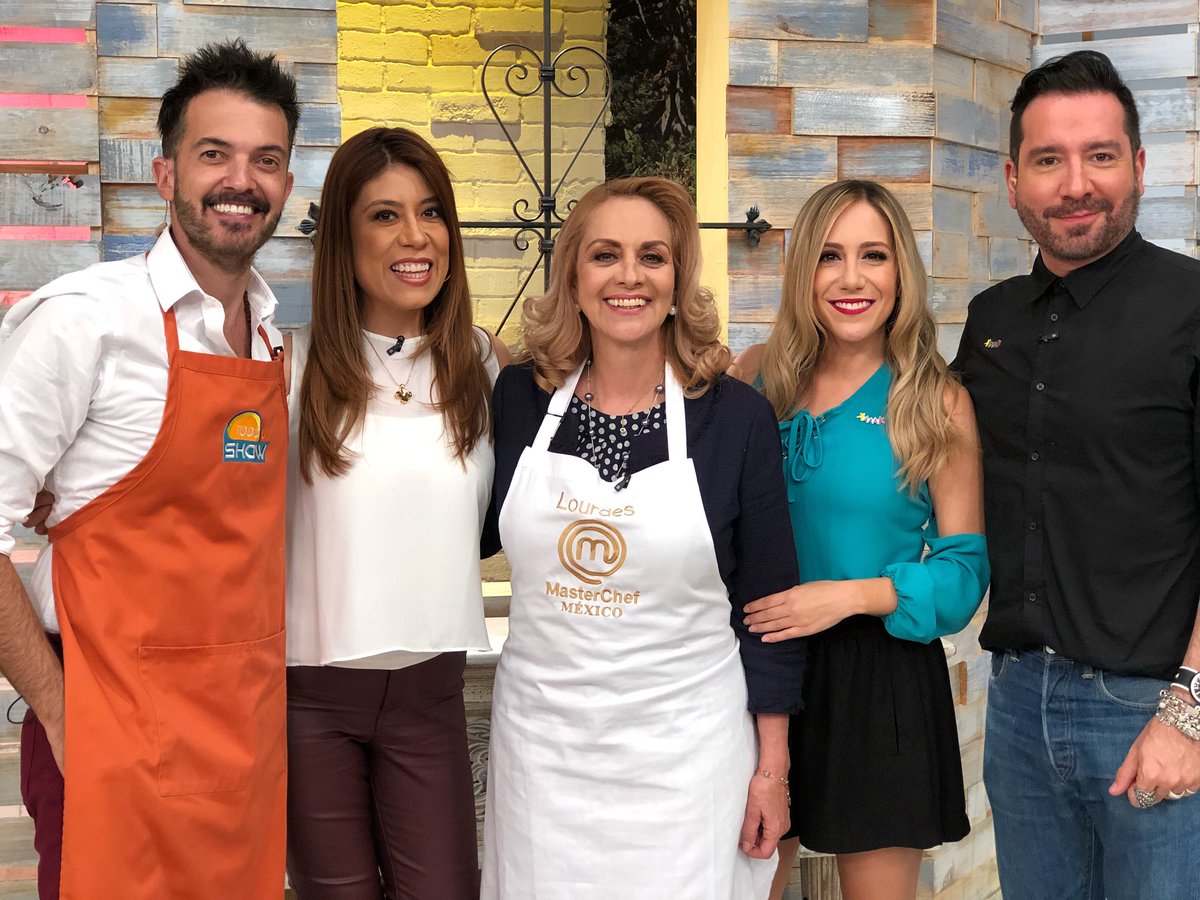 Todo Un Show tweet media