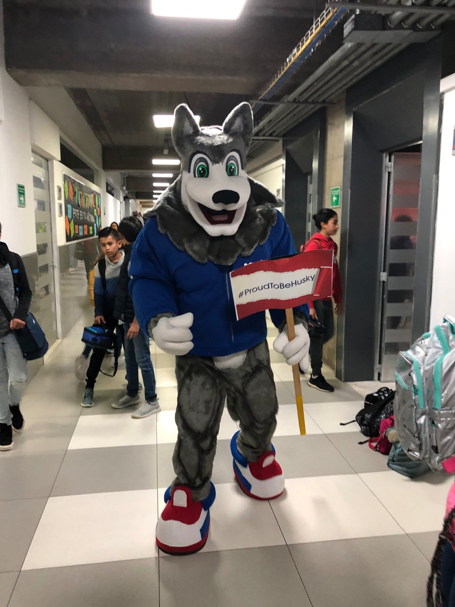 americanopuebla's tweet photo. Welcome to Junior High School, enjoy your first day of class. #ReadyForAnything #ProudToBeHusky #CAPJuniorHighSchool #CAPCommunity https://t.co/fLr88C3Ay7
