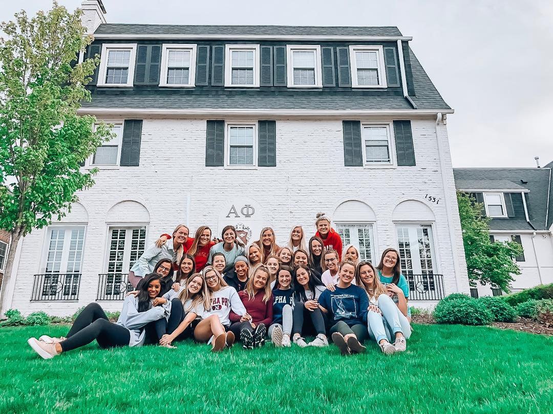 FACT! Alpha Phi was the first women's fraternity in America to build and occupy its own chapter house! 🏡 #WeAreAlphaPhi retweet if you love living in your Alpha Phi house!