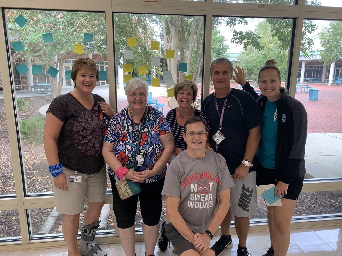 WeAreHickory's tweet photo. Scavenger hunt! Our teachers are posting tips for success for our freshmen and new students. #ThisIsHowWeSOAR https://t.co/FlK29Ay0yr