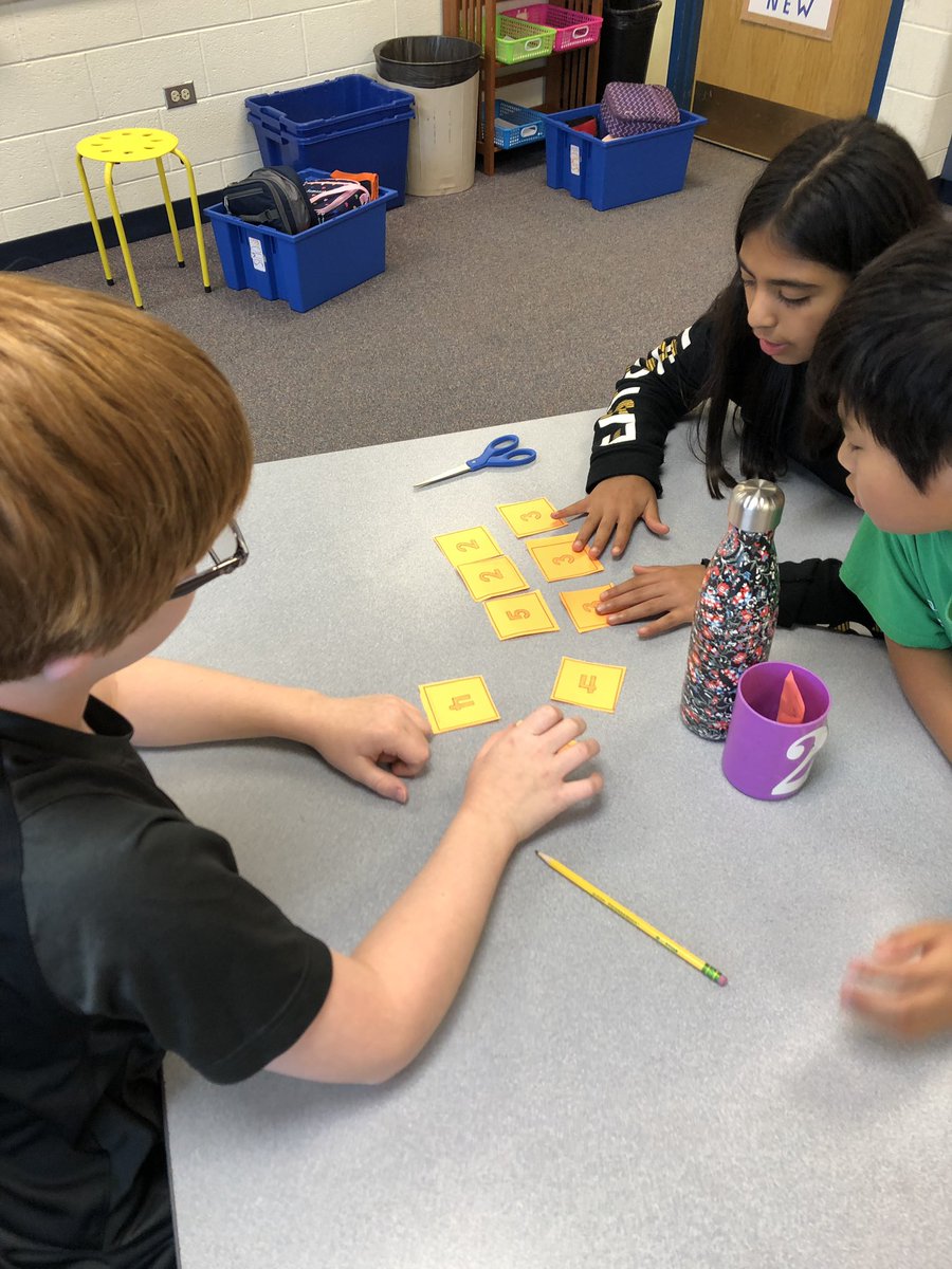 MrsVilmur34's tweet photo. “But this is IMPOSSIBLE!”
“Miss Simo, we don’t get it!”
“Do we have to use all the cards??”
#mondaymathchallenge #teamwork #glengroved34 https://t.co/zpPkNQV557