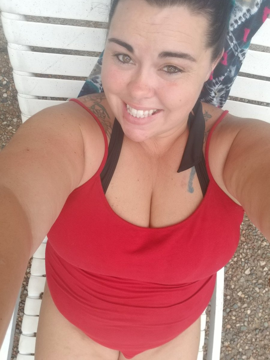 aabrown125's tweet photo. It was a great weekend with my love.
#biggirl  #2piece #loveofmylife #youdontlikedontlook #helikesit https://t.co/kcYeioe5tK