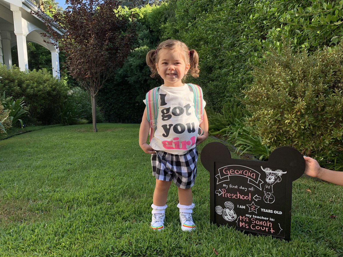 Jennipulos's tweet photo. You got this girl! #poointhepotty #please https://t.co/hcTRO1aZrK