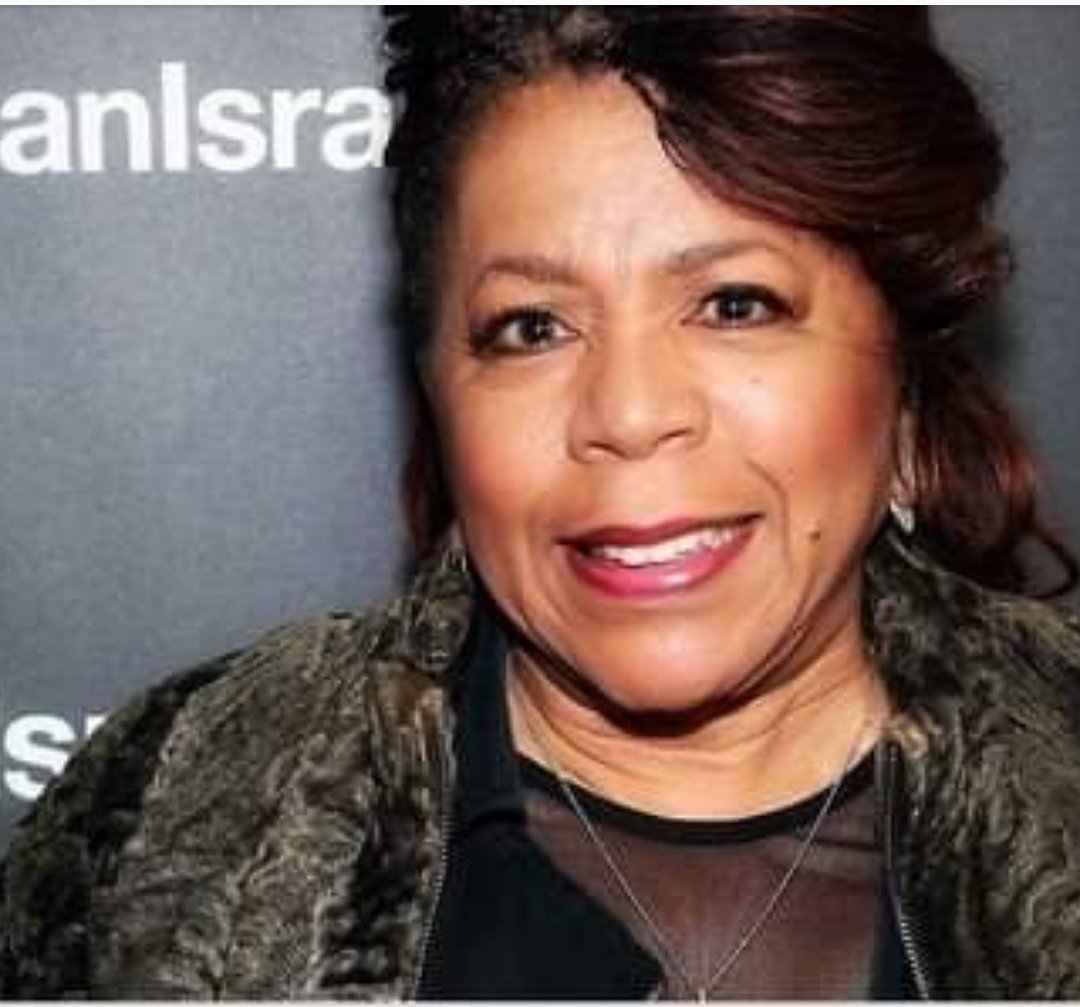 Valerie Simpson ....
August 26, 1946      HAPPY BIRTHDAY 