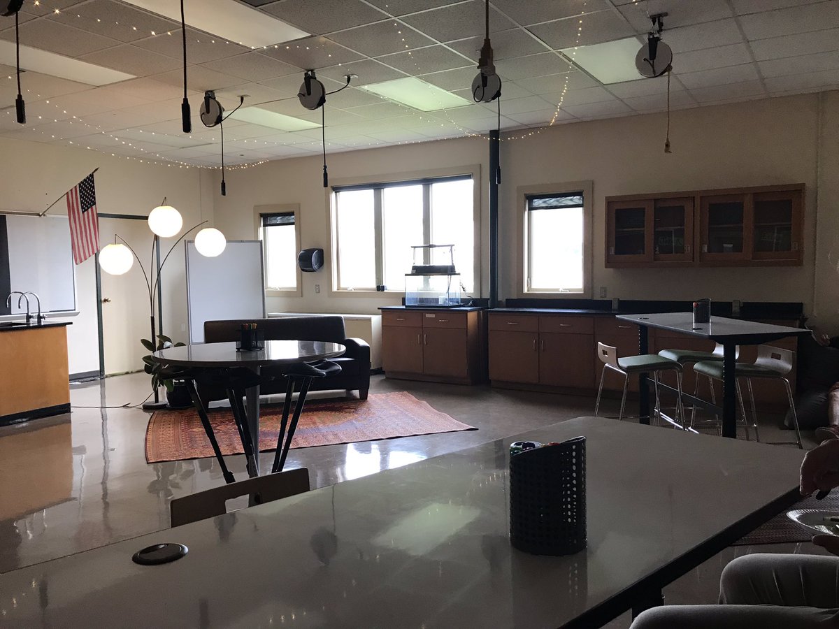 Lori Lisai tweet media