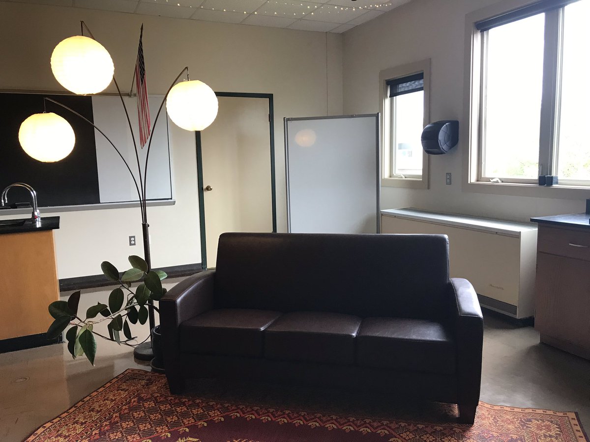 Lori Lisai tweet media