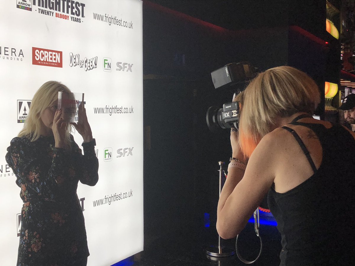 Congrats to @snaxhanso for winning this year’s @FrightFest #ScreenGenreRisingStarAward for #TalesFromTheLodge with @j_edwards_photo capturing the moment @Screendaily #ArrowFrightFest