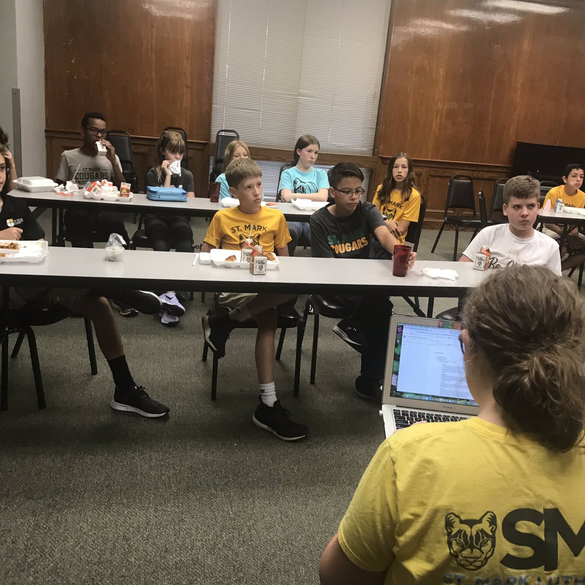AngelicaM331's tweet photo. First NJHS meeting was held on Friday and was led by our exceptional President. #awesomemiddleschoolers #sml1920 https://t.co/lN5kNulEin