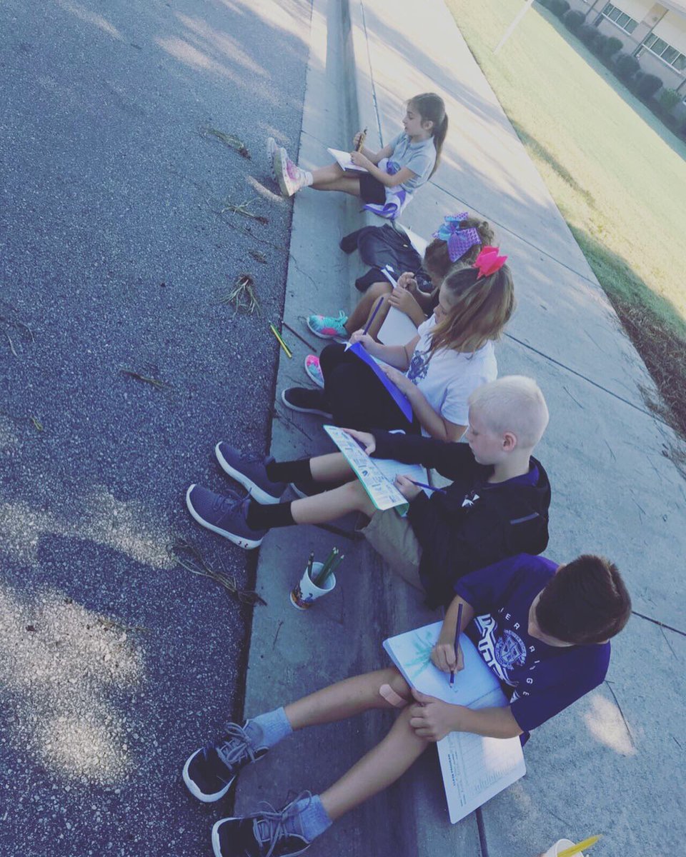 RRA_Raiders's tweet photo. Ms. Taylor’s Montessori class completed an outdoor lesson on identifying plant parts. Students used their science journals to draw and label the various parts then came inside to dissect the flowers that were collected. #montessori #raidersdoSTEM #STEM #PLTW https://t.co/hzwfP9UWo5