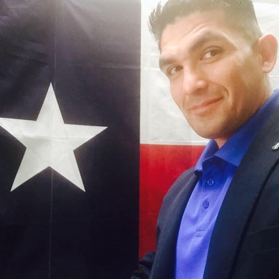 D79Martinez's tweet photo. @realDonaldTrump @HispanicsTrump @ChickfilA @realrvdave#NewProfilePic https://t.co/1gyQmjzyuM