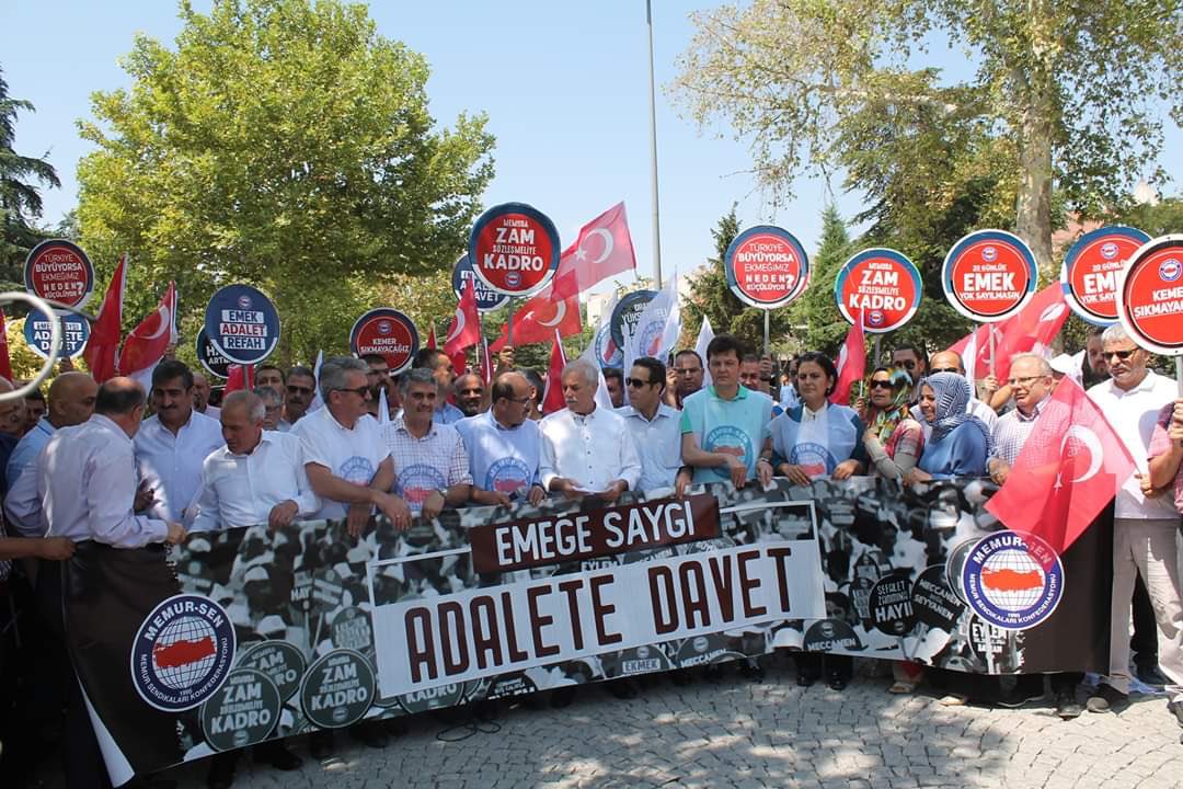 RamazanCakirci's tweet photo. İşte sendikacılık, işte teşkilat, işte mücadele 81 ilde 81 Eylem gerçekleştirdik. “ EMEĞE SAYGI ADALETE DAVET" çağrısında bulunduk. Teşekkürler Eğitim-Bir-Sen,Teşekkürler Memur-Sen... https://t.co/amT0jI8xU5