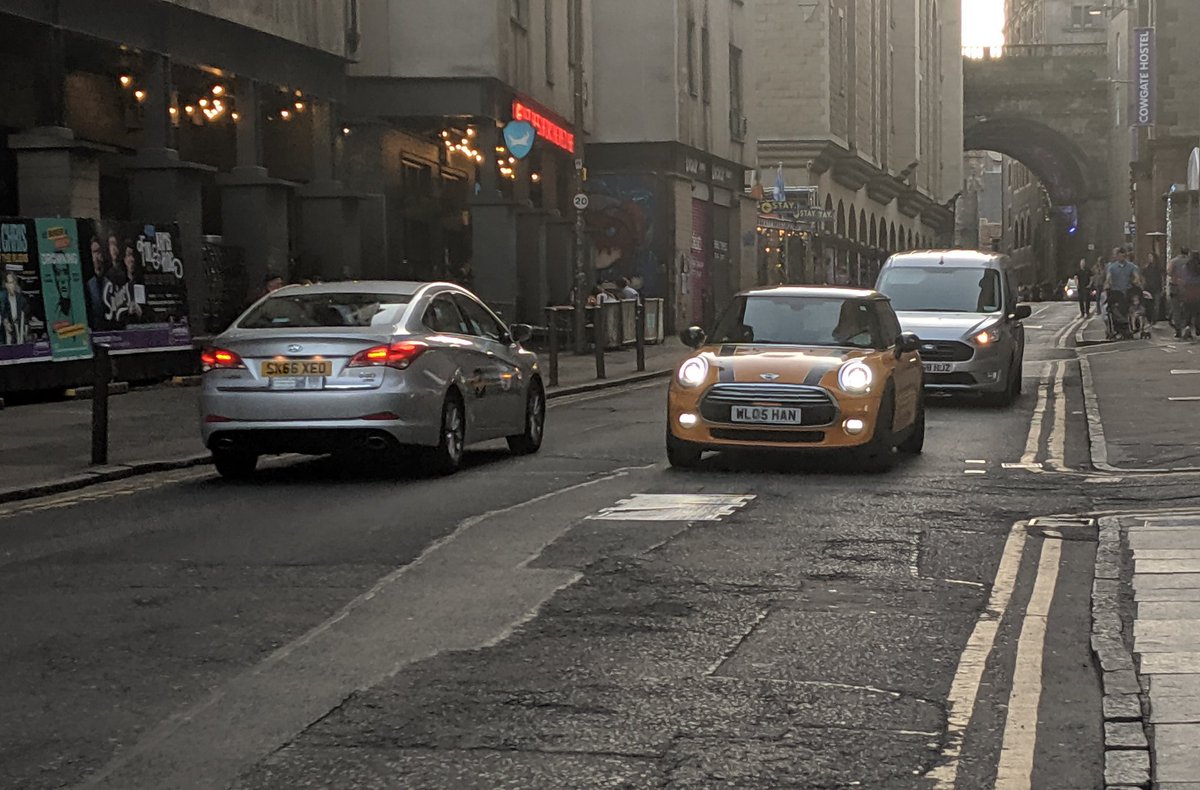 tesodb's tweet photo. Day 30: Road restrictions apply until 1 Sep but it's a free for all this evening. No barriers. No sign. No enforcement. One pavement blocked. Cars overtaking.
@Edinburgh_CC @edinhelp @EdinburghPolice
@jomowat @CllrCMiller @lmacinnessnp
#SummertimeStreets #Cowgate #Edinburgh https://t.co/4QFpYckEJ7