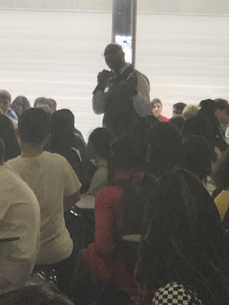 DiggsTosha's tweet photo. @CravenCoSchools @nbhsbears @jerryl_simmons sharing expectations and hopes with the Freshman Bears and the band preparing for Friday Night Lights! #CCSBackToSchool #cravenfirstday https://t.co/OPvRqPlNEO