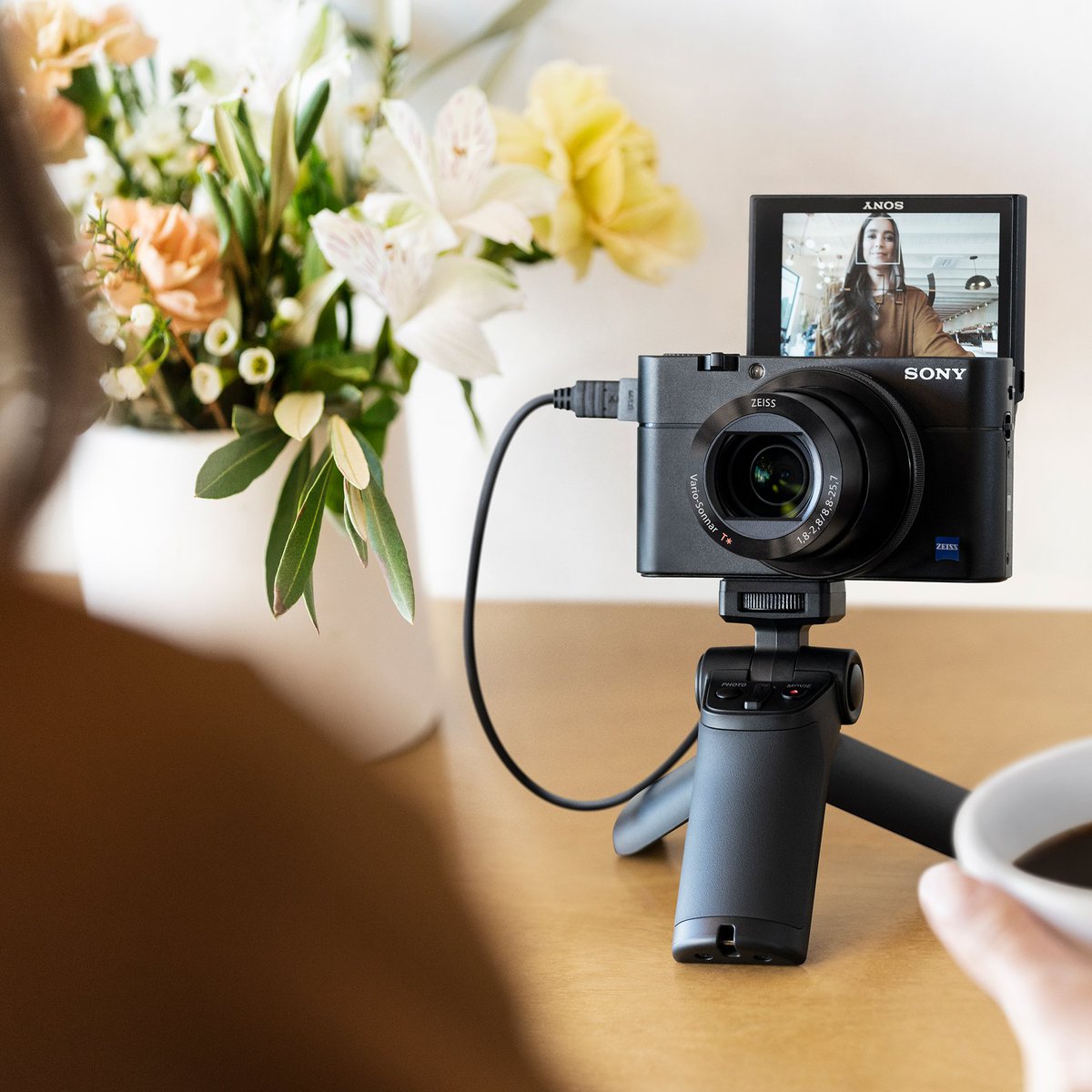 Sony's tweet image. Everything you need to capture your story on the go. #SonyRX