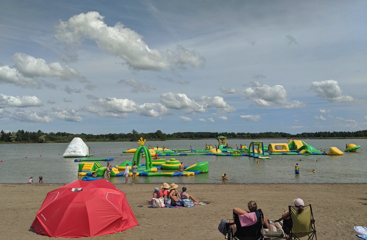 The lifeguards of <a href="/FunSplashSports/">FunSplashSportsPark</a> at #Binbrook Conservation Area are doing a good job keeping everyone safe. #HamOnt has many lakes &amp; smaller bodies of water, with lots of great recreational activities to enjoy.