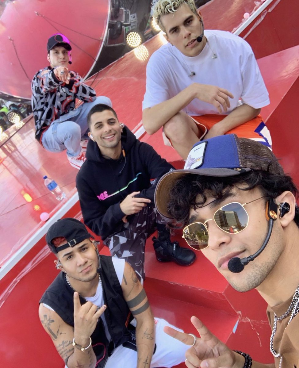 selflessjoel's tweet image. They’re so cute 🥺