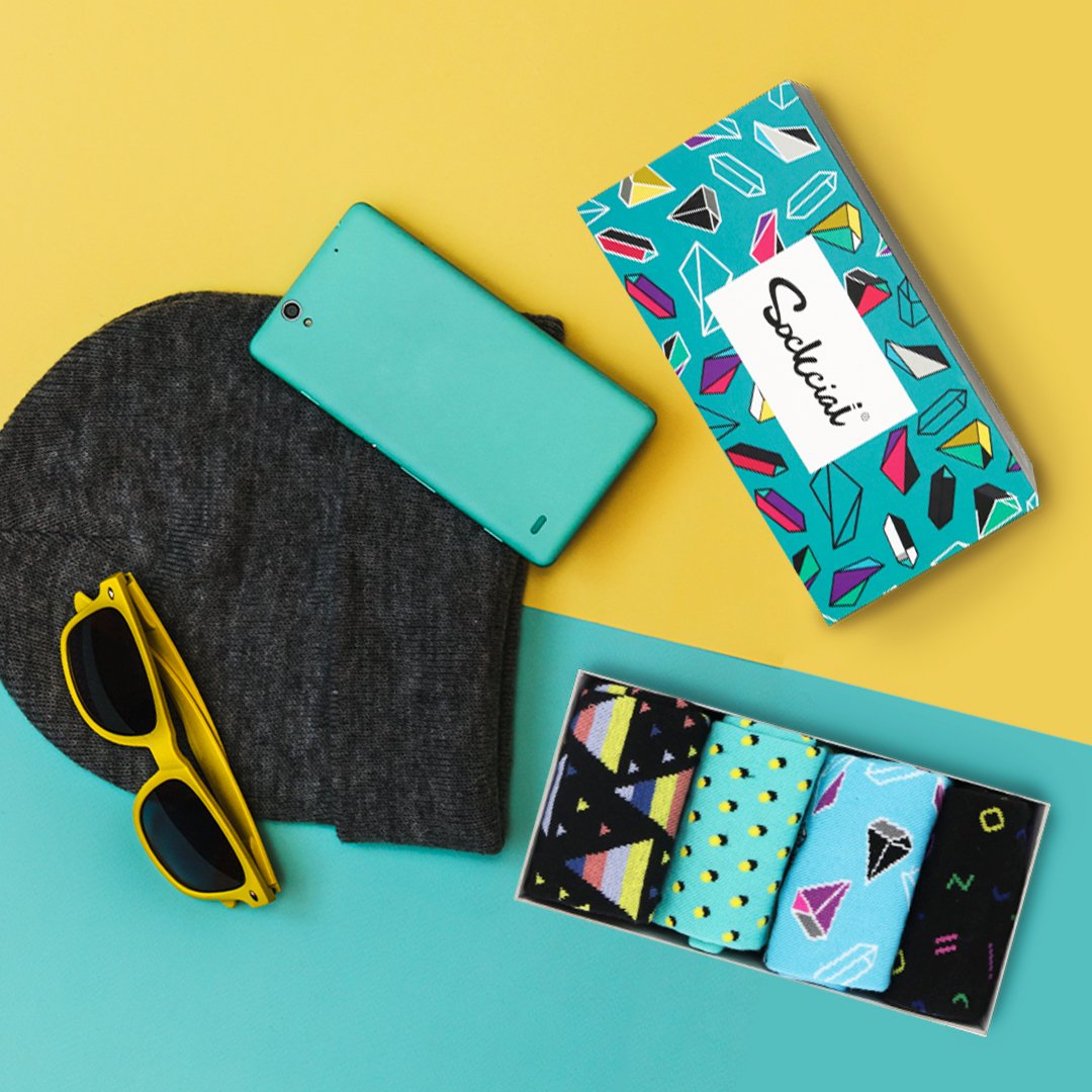 sockcial's tweet photo. La forma la marcas tú, "Shape Box", dejanos acompañarte en los espacios que más disfrutas, https://t.co/3zRssQY1QV #CalcetinesDeModa #CalcetinesDiferentes #SockStyle #SockSelfie #CalcetinesAltos #ModaEstilo #FashionModa #ShowDeModa https://t.co/sY0XcsSd3f