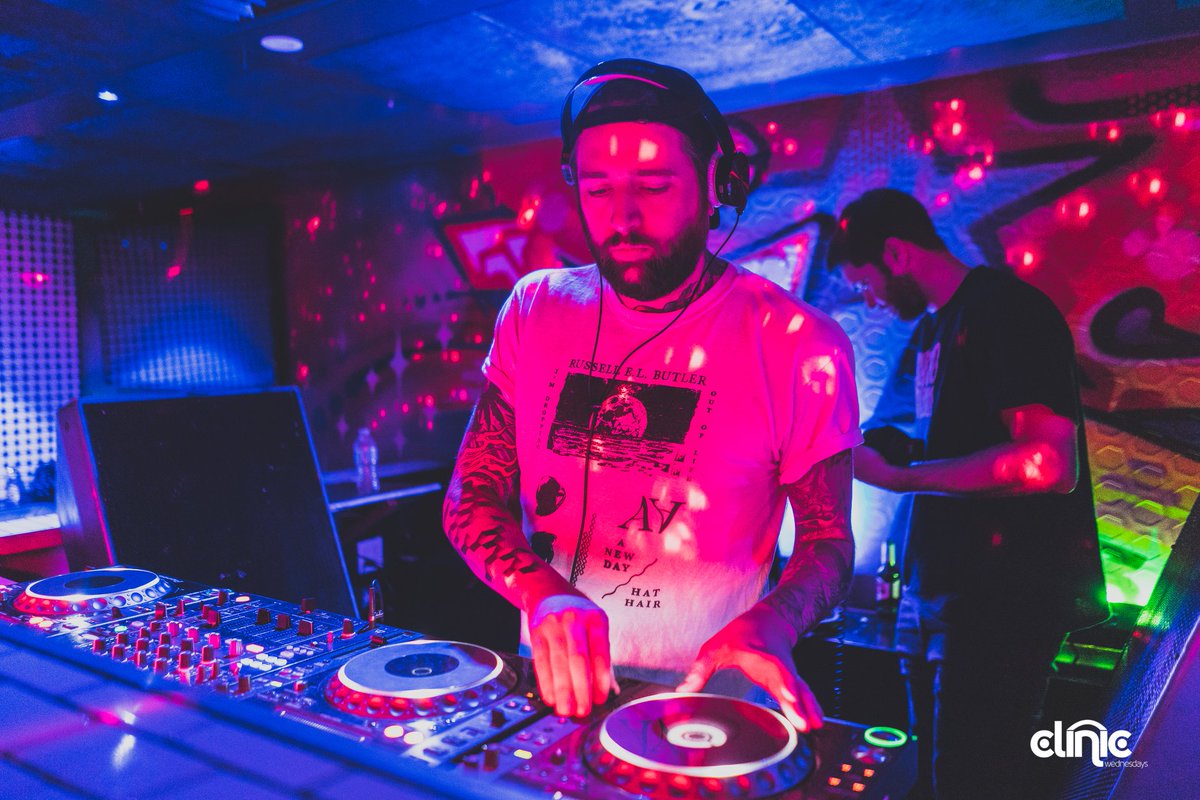 'I feel like midweek crowds are also really into the music, real house heads...' - @treasurefingers 

The @psychodiscorecs boss is back at Clinic this week! Read our interview with him and get your tix now! → bit.ly/cw_treasure

underratedpresents.com/2019/08/24/tre…