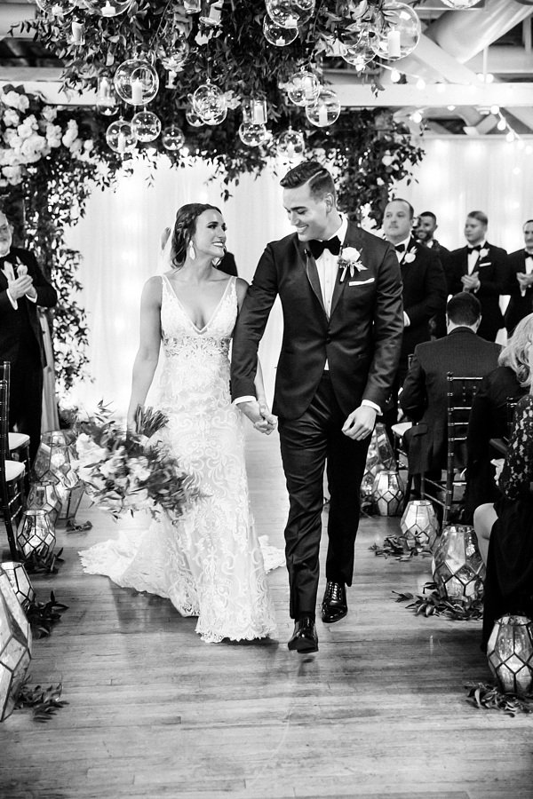 Annalisa &amp; Chris' wedding day was classic and beautiful. We loved being part of the design by <a href="/beckysbrides/">Becky Riggs Baker</a>! You can see more of this lovely couple's day over on the @SBBirmingham blog! bit.ly/2Hatrf1 (Alisha Crossley Photography // <a href="/HOTHOUSEWEDDING/">HOTHOUSE DESIGN</a>)