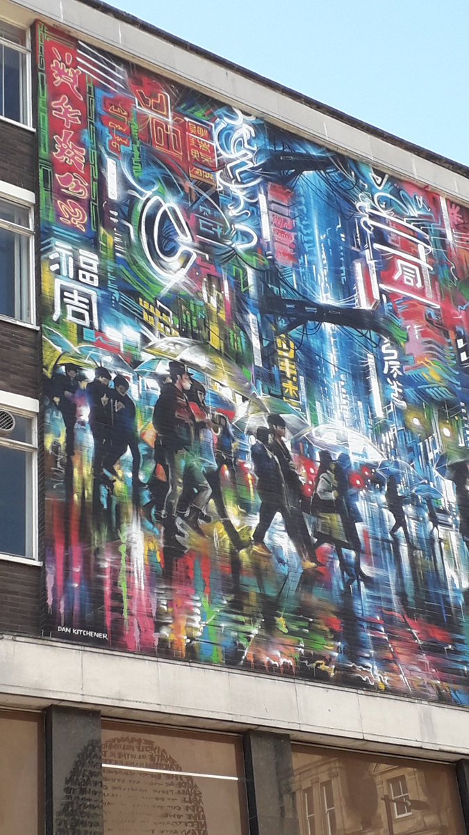 Shandini90's tweet photo. Street art at Croydon like dose the most https://t.co/OGZfI3wO4T