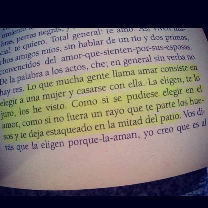 literlandweb1's tweet photo. Lo que mucha gente llama amar ... 
#Cortázar https://t.co/oYxDzMoKf8