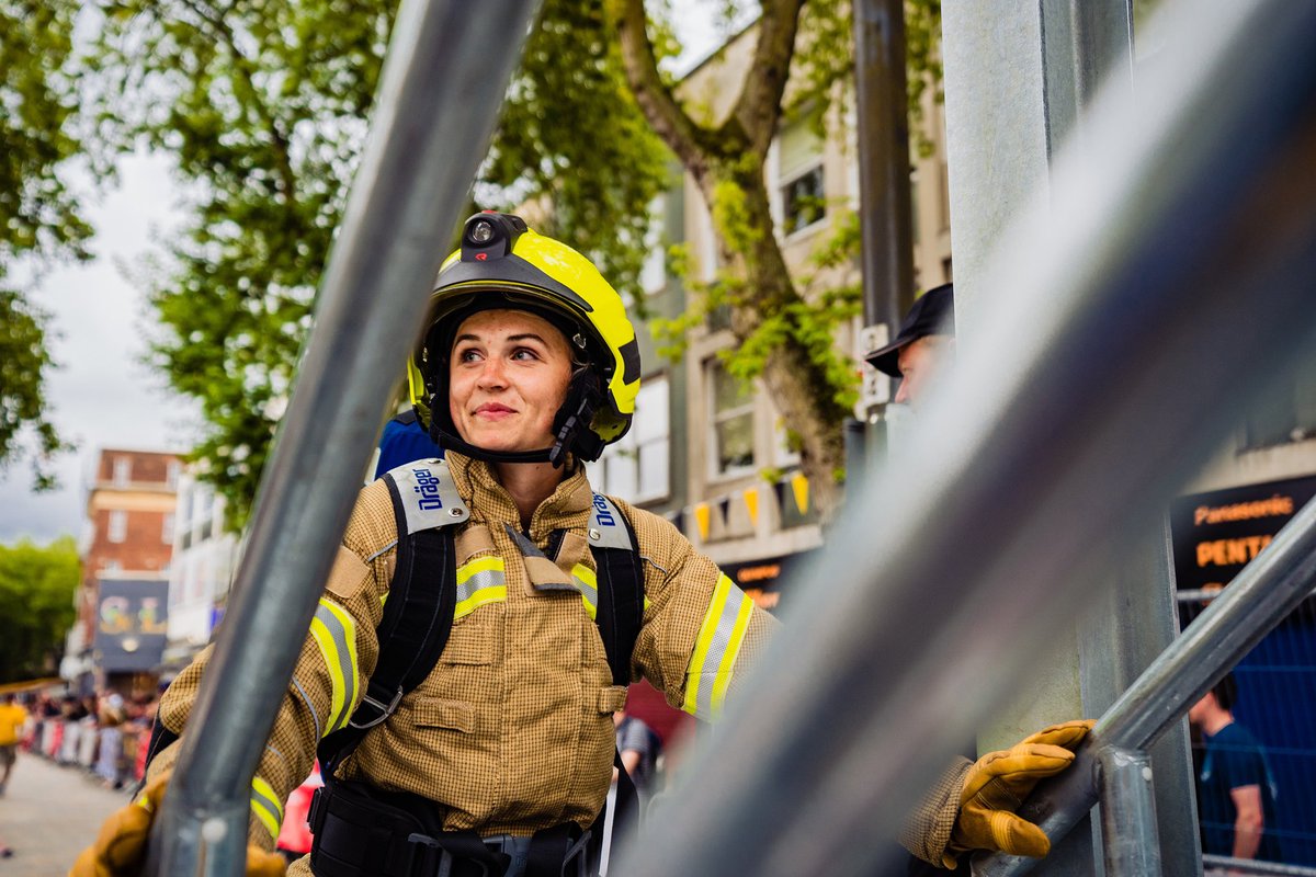 When I was awaiting the countdown at the British’s firefighter challenge           #bffc #britishfirefighterchallenge #watford19 #firefighter #bristoluniforms #999fit #firefighterfit